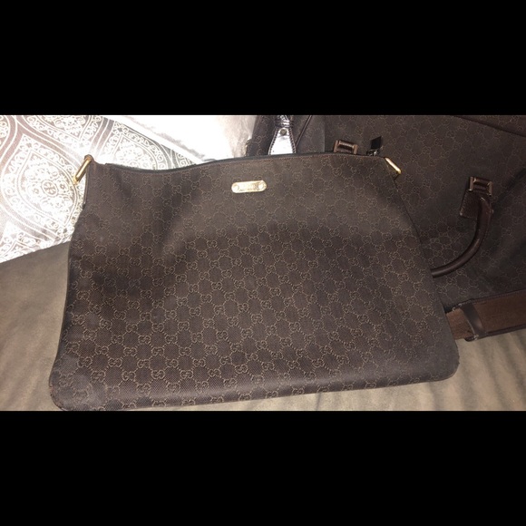 100% authentic Gucci luggage - Picture 1 of 3